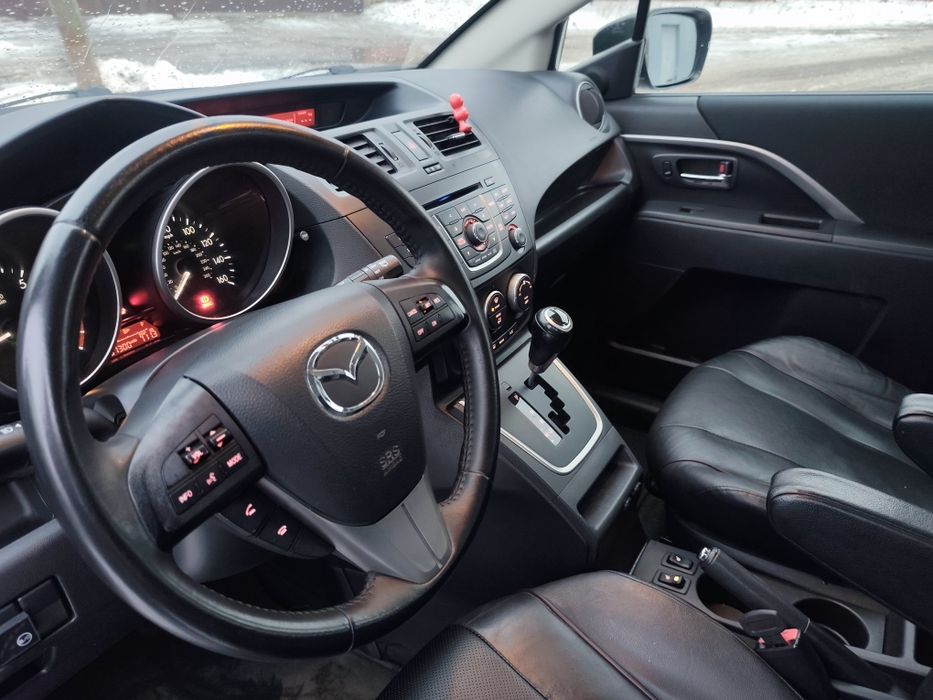 Mazda 5 мінівен автомат