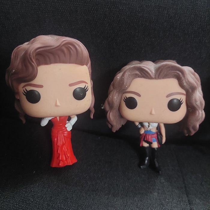 Pop figure em bom estado
