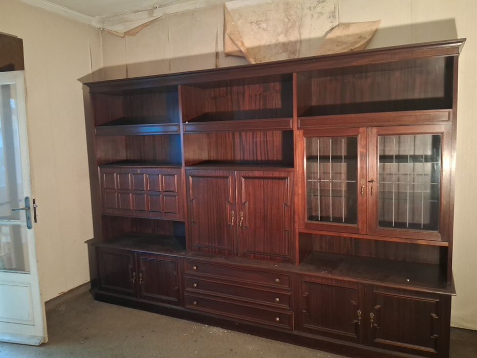 Móvel /estante sala (TV e arrumação)