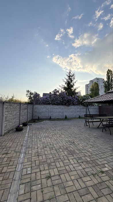 Сдам дом на ОДЕССКОЙ  или сауну , на сутки ,бассейн,