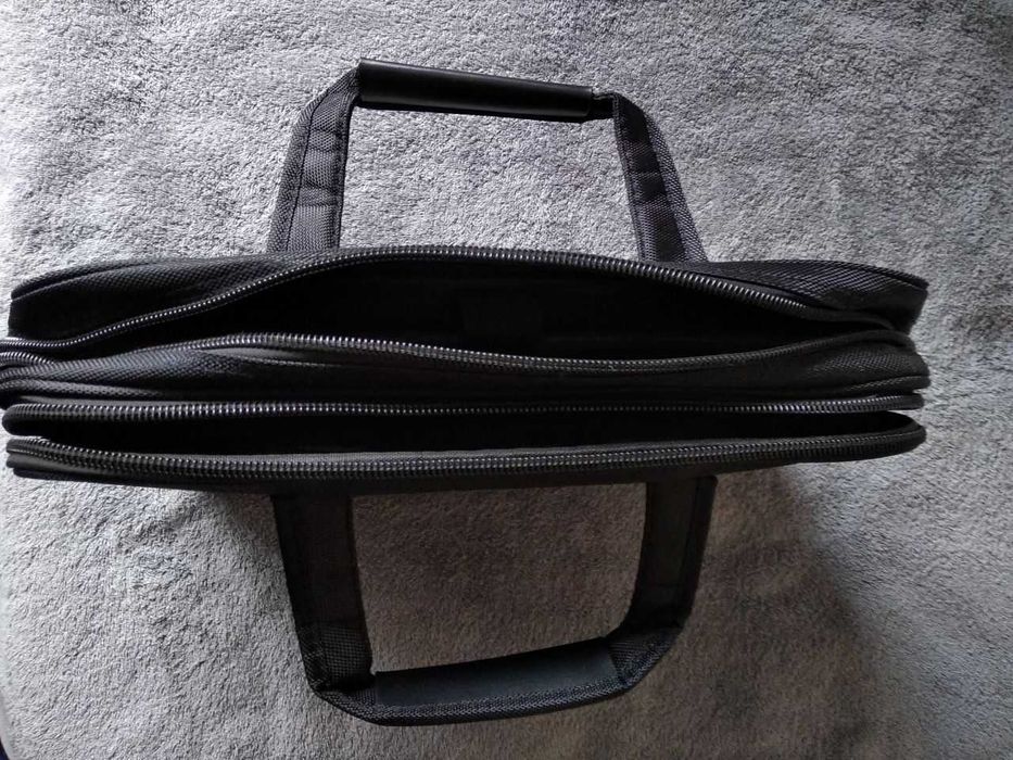Сумка для ноутбука до 16 дюймів