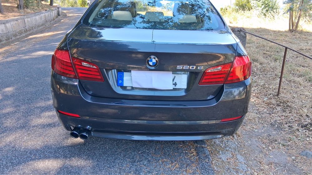 BMW 520 ano 2010