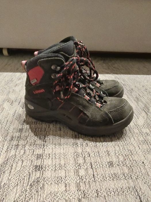 Buty trekkingowe LOWA rozm. 33