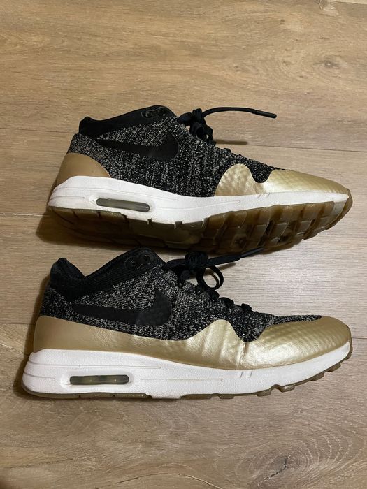 Ténis Sapatilhas Nike preto e dourado 38 senhora