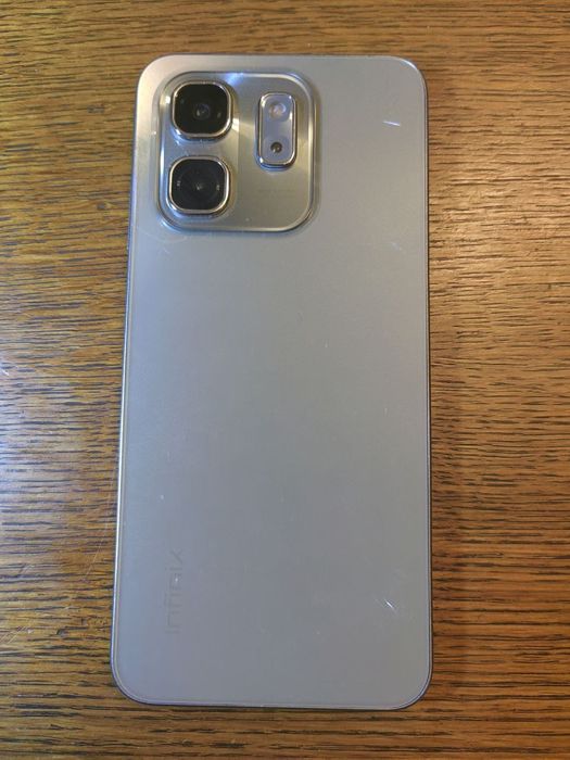 Смартфон Infinix HOT 50i