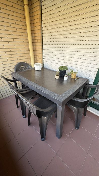 Set mesa + 4 cadeiras 140x85