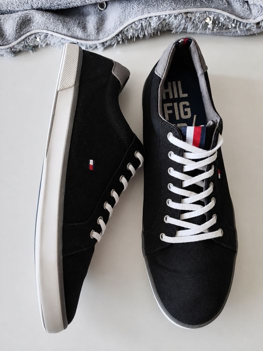 Tommy Hilfiger trampki męskie czarne 27 cm