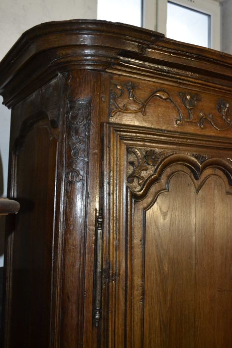 szafa francuska dla konesera