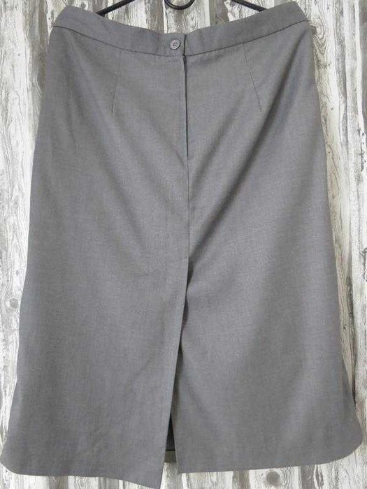 Спідниця  з кишенями нова 46-48 розмір