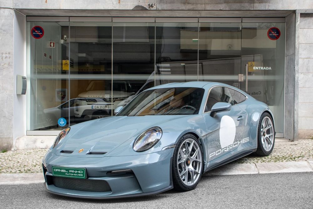 Porsche 911 (992) S/T