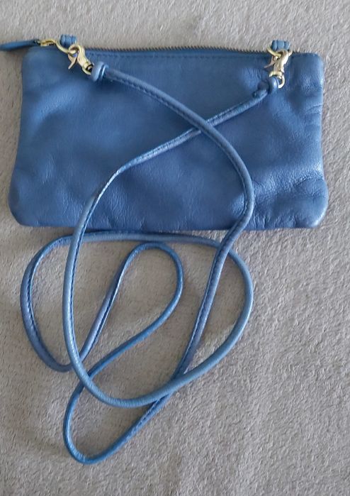 Маленькая кожаная сумочка