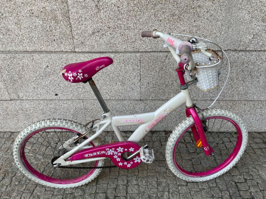 Bicicleta menina