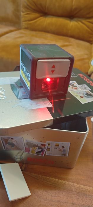 Laser krzyżowy BOSCH Quigo