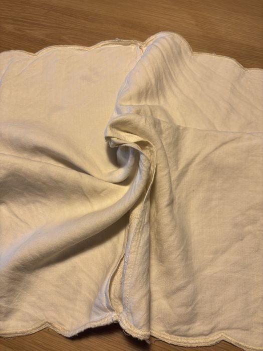 Fronha de almofada, 60x60, em estopa de linho antigo.