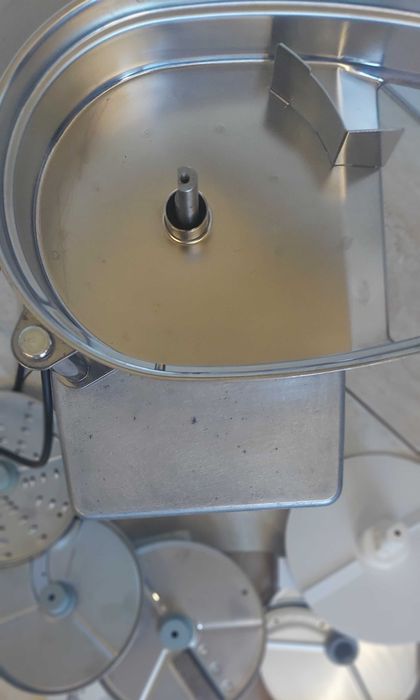 Овочерізка Robot-Coupe CL 30A (з дисками) овощерезка