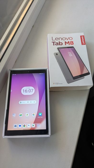 Планшет Lenovo Tab M8 (4th gen) TB300FU