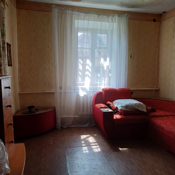 Будинок в центрі смт Софіївка