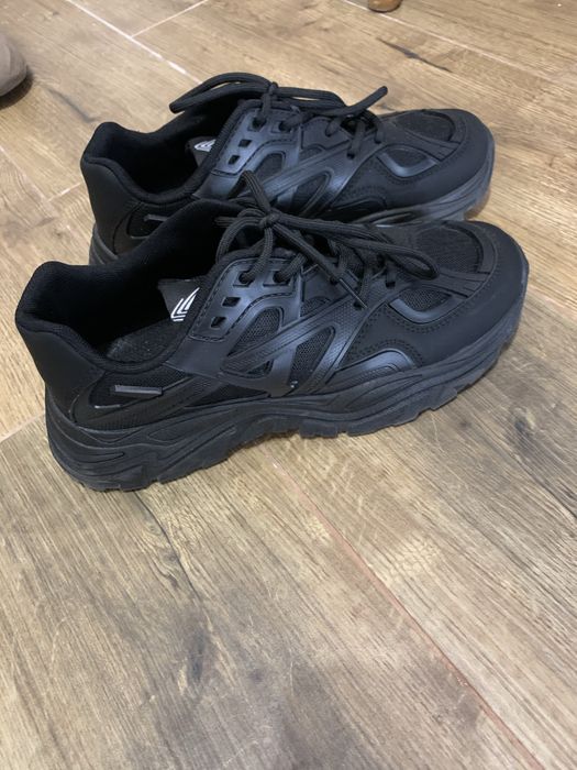 Кросівки демосизон