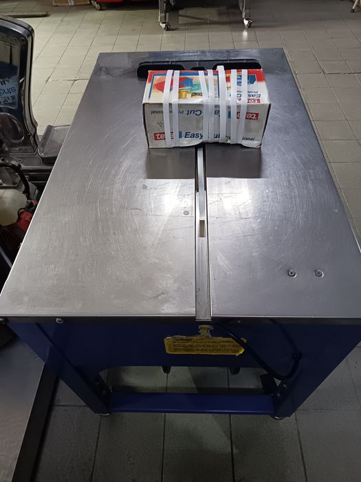 Máquina de cintar combipack