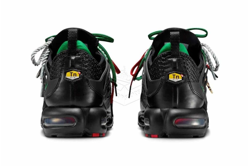 Nike AIR MAX Plus Homecoming Black Mr African – Buty | IM4960–001