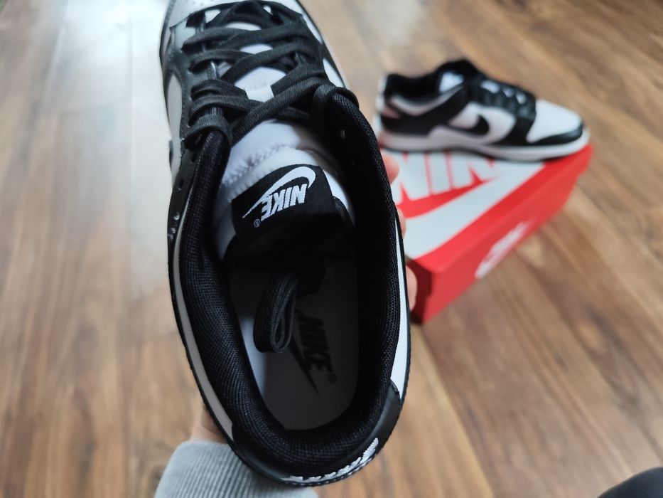 Nike dunk low panda 44