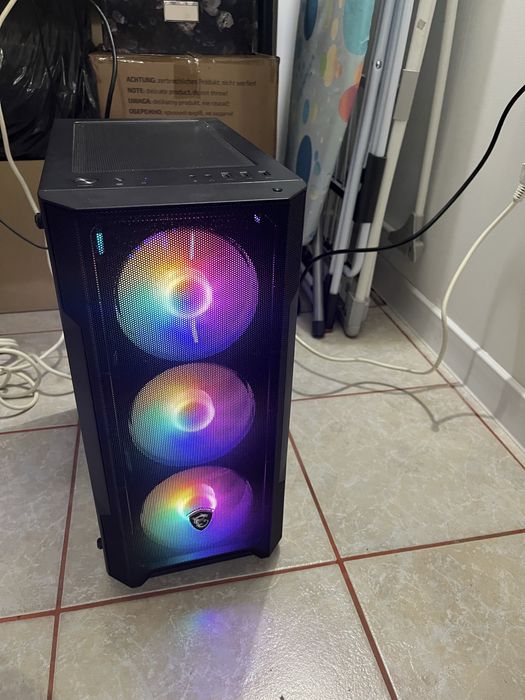 Komputer  Ryzen 5 7600X, RX 7700 XT, 32GB DDR5