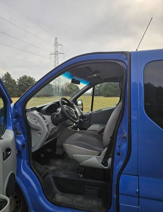 Opel Vivaro Opel Vivaro 2013 rok 9 os.