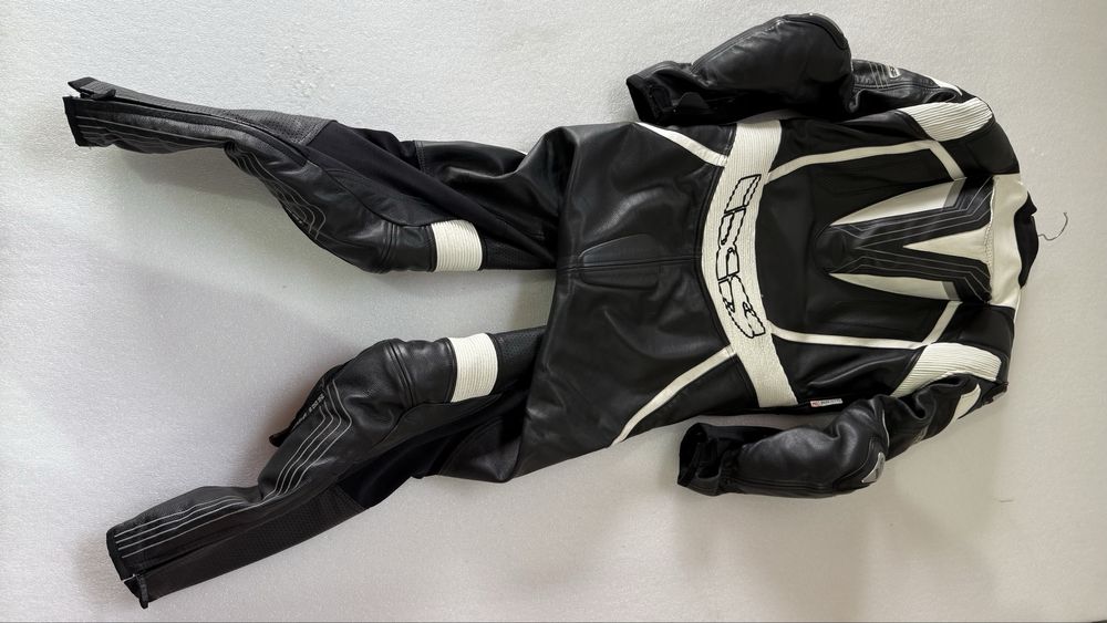 Fato de couro motard