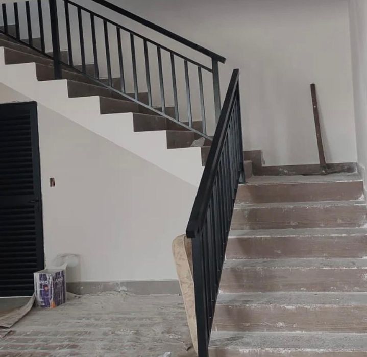 Trabalhamos com fabricação de escada de ferro