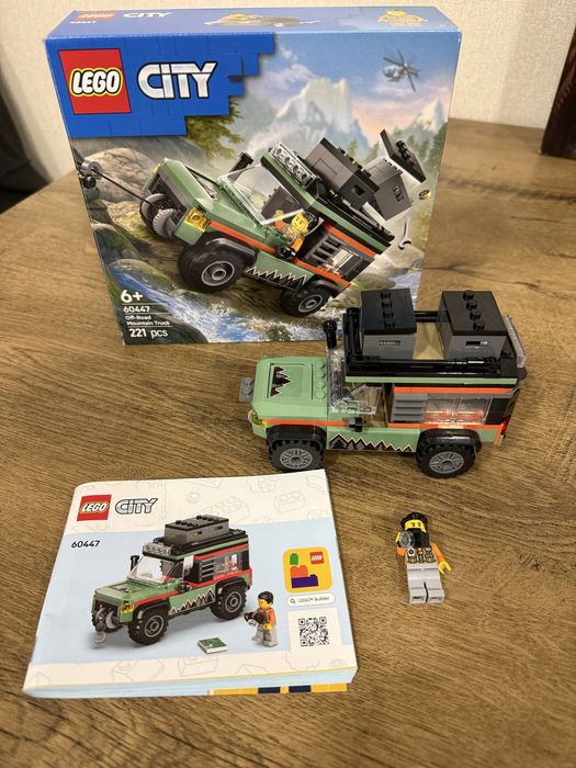 Конструктор Lego City Гірський позашляховик