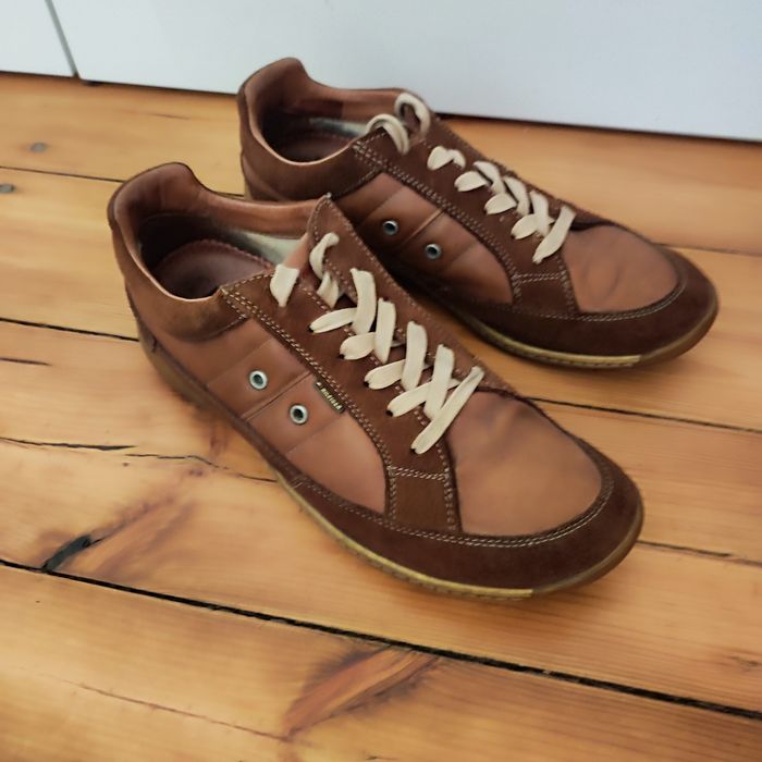 Buty sneakersy sznurowane do kostki skórzane z logo Tommy Hilfiger roz