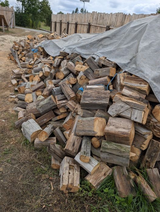 Drewno suche opałowe transport