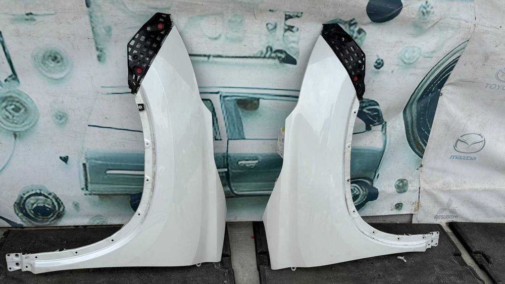 Крило переднє ліве праве Toyota Highalnder 2019-2026р
