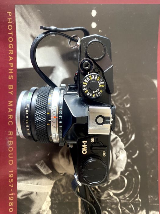 Olympus OM-1 + 1.8 50mm F. Zuiko (quase nova, versao preta)