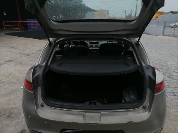 Para Peças Renault Megane Iii Hatchback (Bz0/1_)