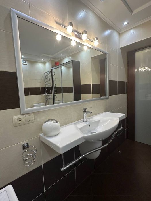 Продаж 3к квартира в Броварах