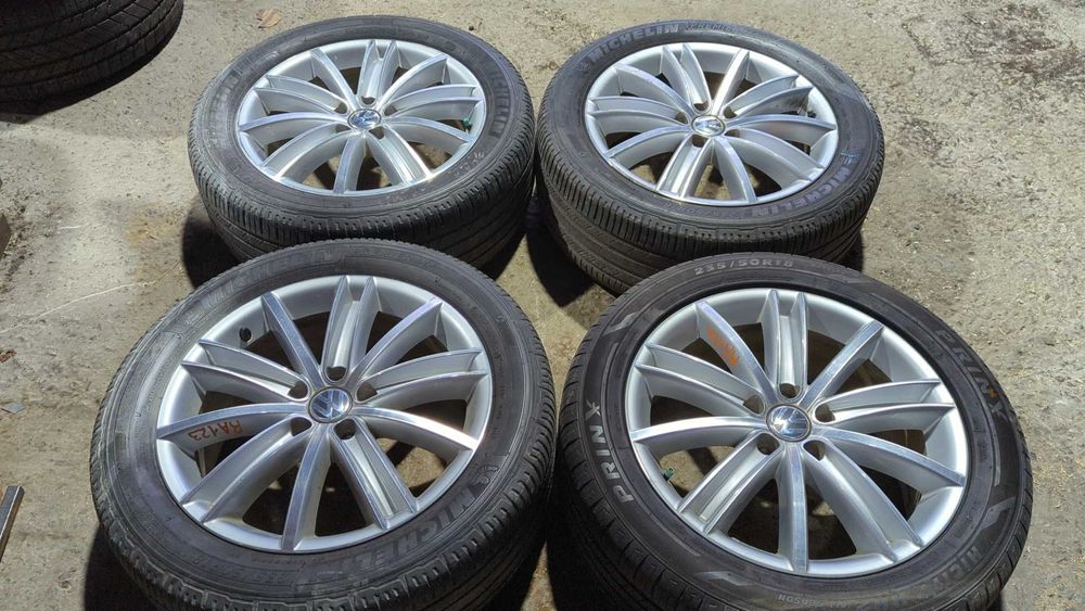 Дискі з шинами R18 235/50 з Volkswagen Tiguan 5N 2012