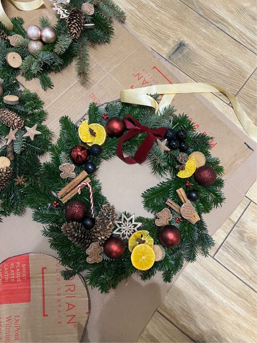 Stroik świąteczny wieniec