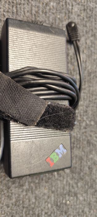 Ładowarka do laptopa IBM