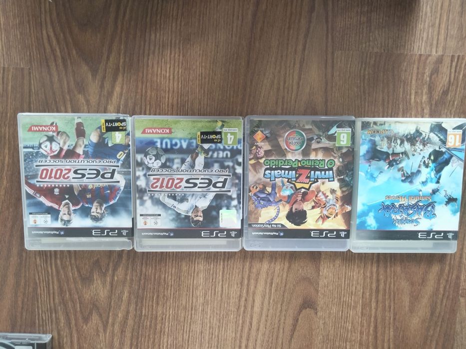 4 jogos para PS3 pes2010,2012, Invizimals e Sengoku Basara