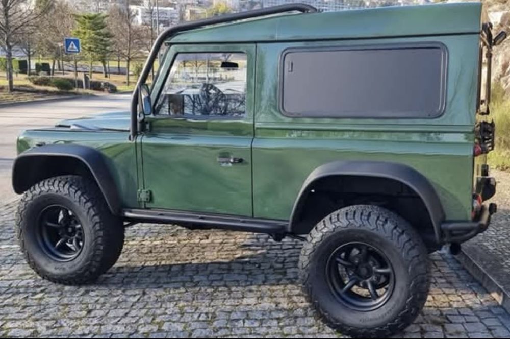 Land Rover Defender 90 Td5 - 2003 - 120 000km