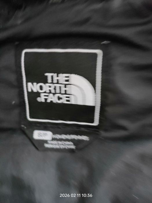 Damska puchowa kurtka The North Face rozmiar S czarna
