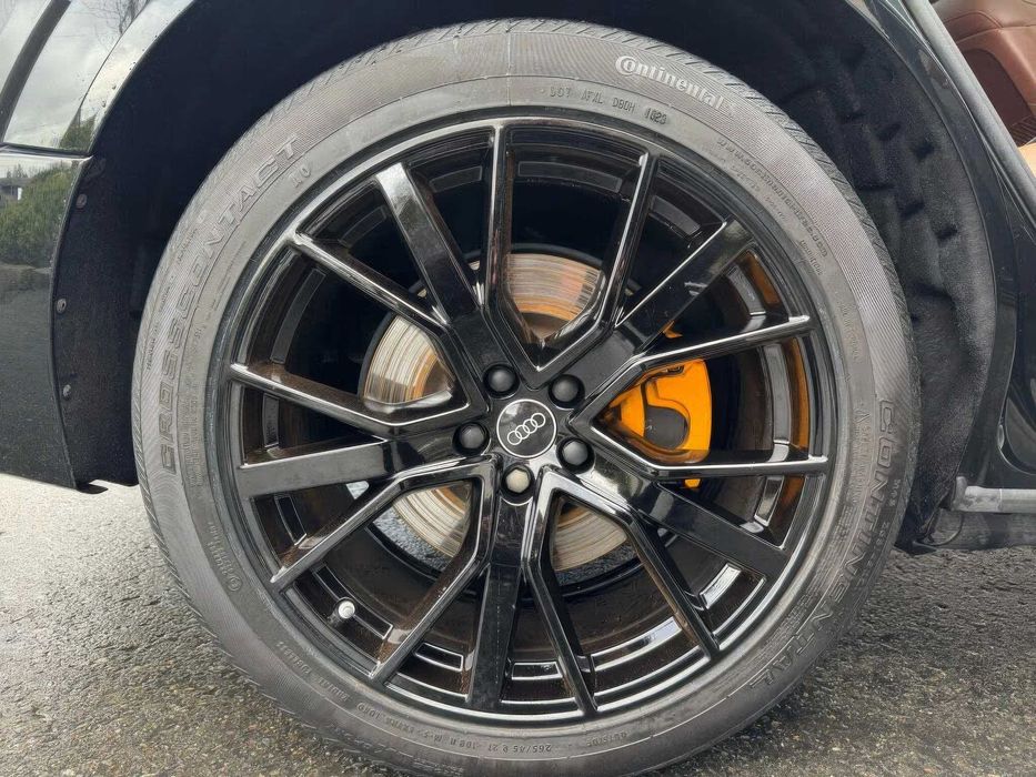 Audi e-tron S Premium Plus quattro Sportback      2023