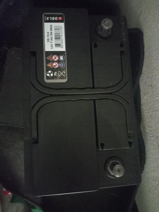 Bateria para Automóvel - Marca DELS - NOVA