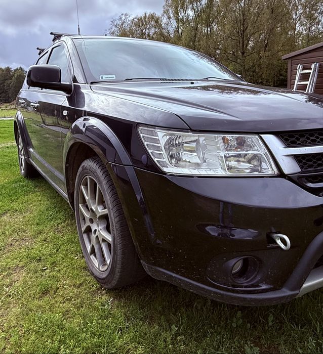 Fiat Freemont 2.0 JTD 170KM. Uszkodzony silnik, mozna utuchomic.