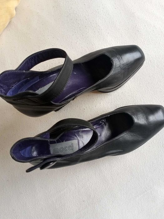 Sapatos e roupas trendy de senhora, tamanhos S, M,L e 39