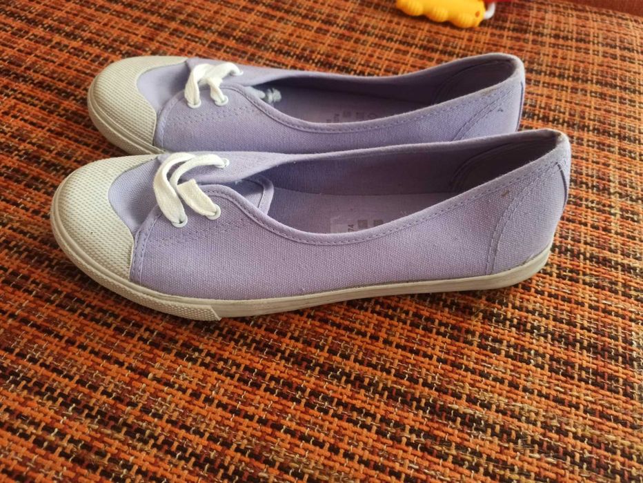 Жіночі мокасини кеди