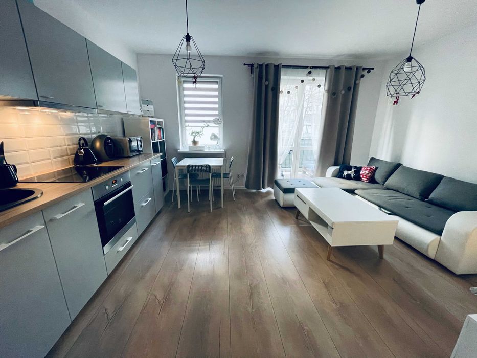 Komfortowa kawalerka z balkonem w super lokalizacji