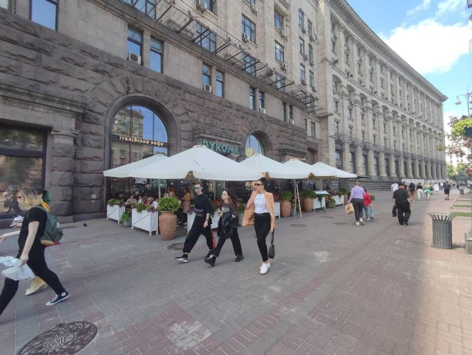 Оренда!Фасад, комерційне приміщення, 230 м2 , Майдан Незалежності
