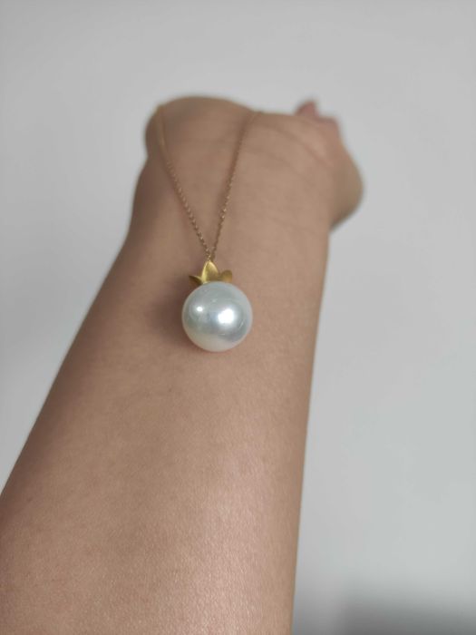 Zawieszka z perłą naturalną